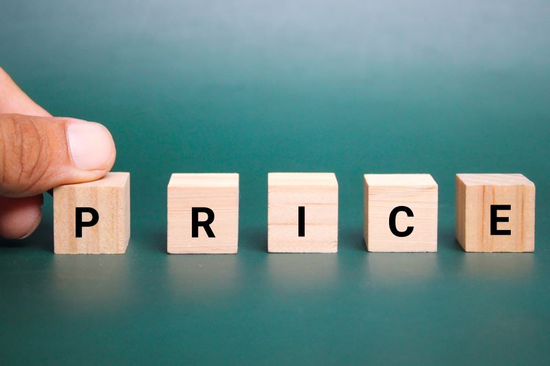 Cubos formando a palavra Price (Preço)